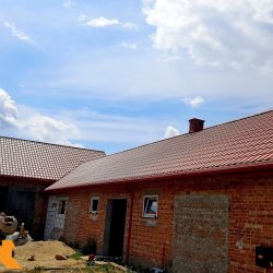 Dachy Giermuda , dachy Piaseczno, rynny, dachy, blachodachówka, blacha, blacha panelowa, blacha modułowa, okna 70