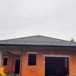 Dachy Giermuda , dachy Piaseczno, rynny, dachy, blachodachówka, blacha, blacha panelowa, blacha modułowa, okna 86